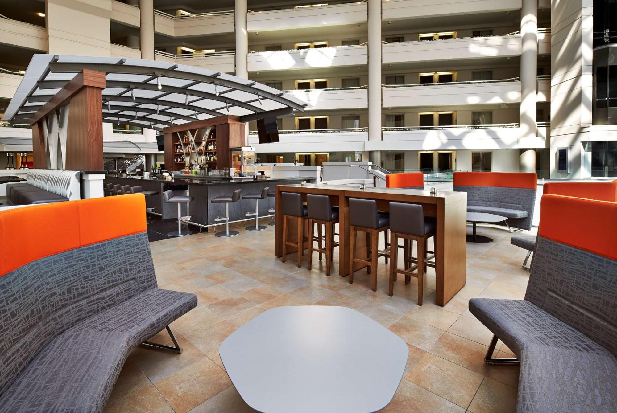 Embassy Suites By Hilton Washington Dc Chevy Chase Pavilion Exterior photo