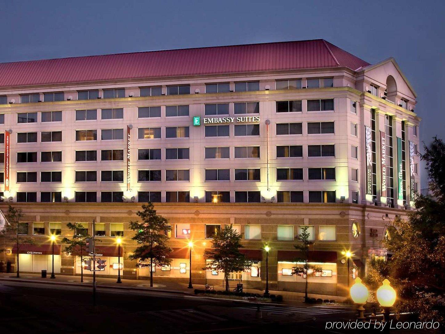 Embassy Suites By Hilton Washington Dc Chevy Chase Pavilion Exterior photo